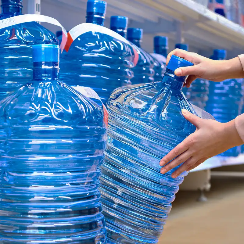 La mejor alternativa a cargar agua embotellada